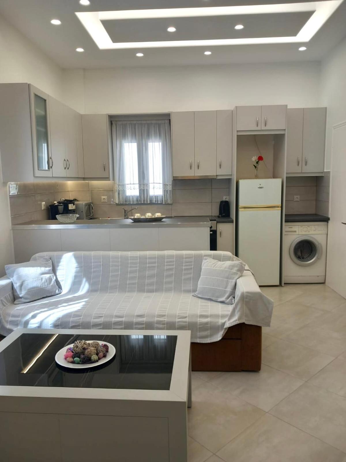 Apartment In The Centre For 4 People Naxos City エクステリア 写真