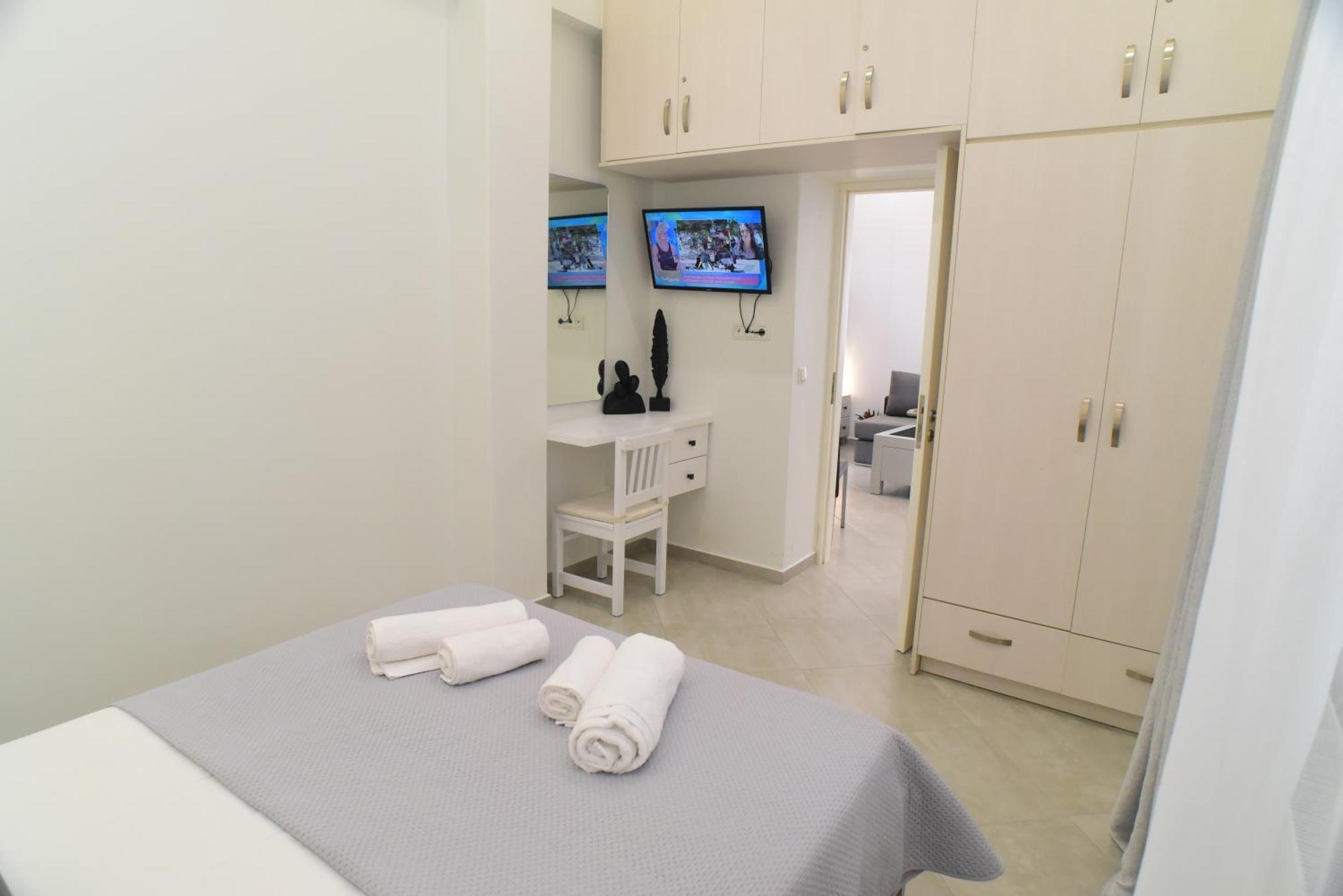 Apartment In The Centre For 4 People Naxos City エクステリア 写真