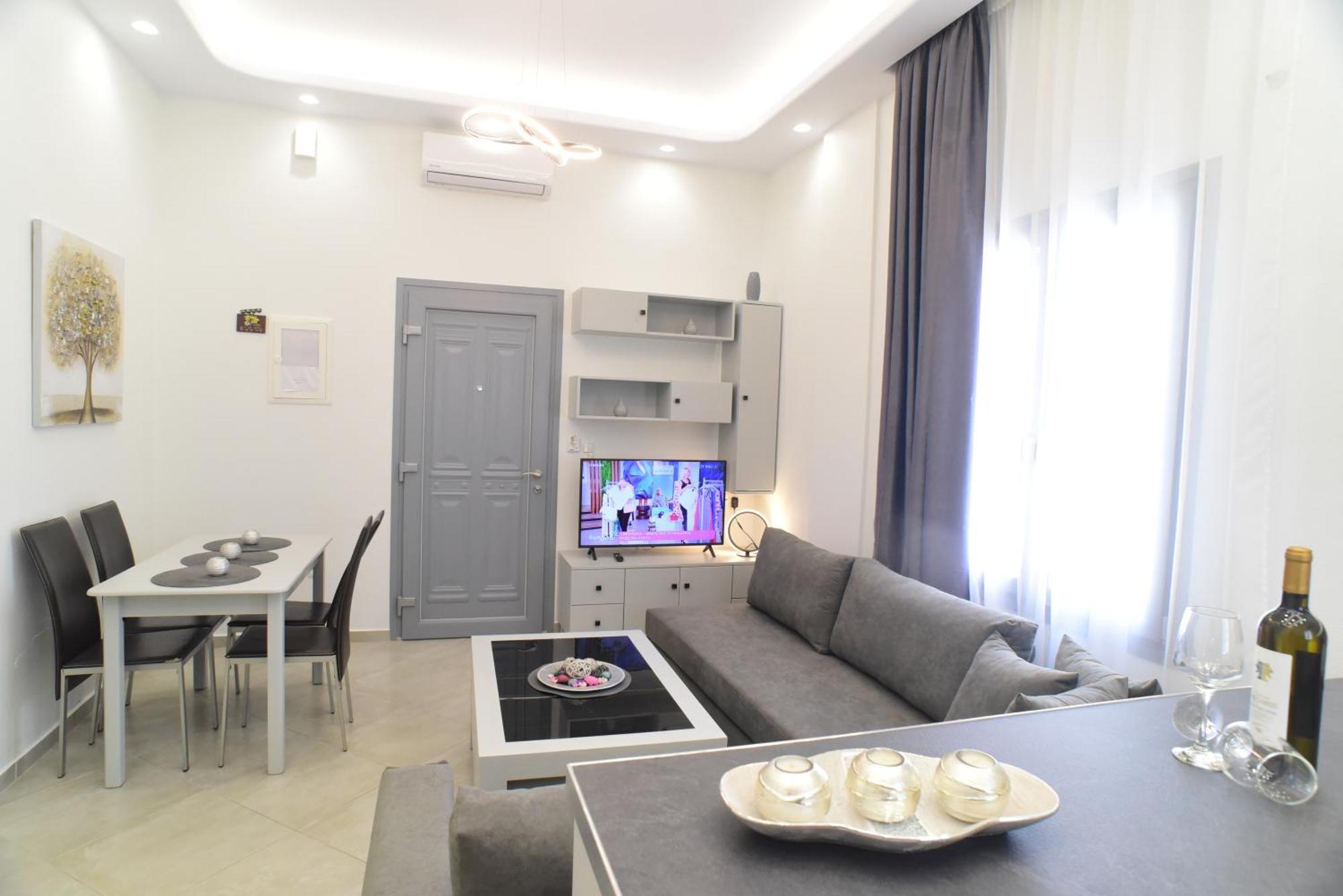 Apartment In The Centre For 4 People Naxos City エクステリア 写真